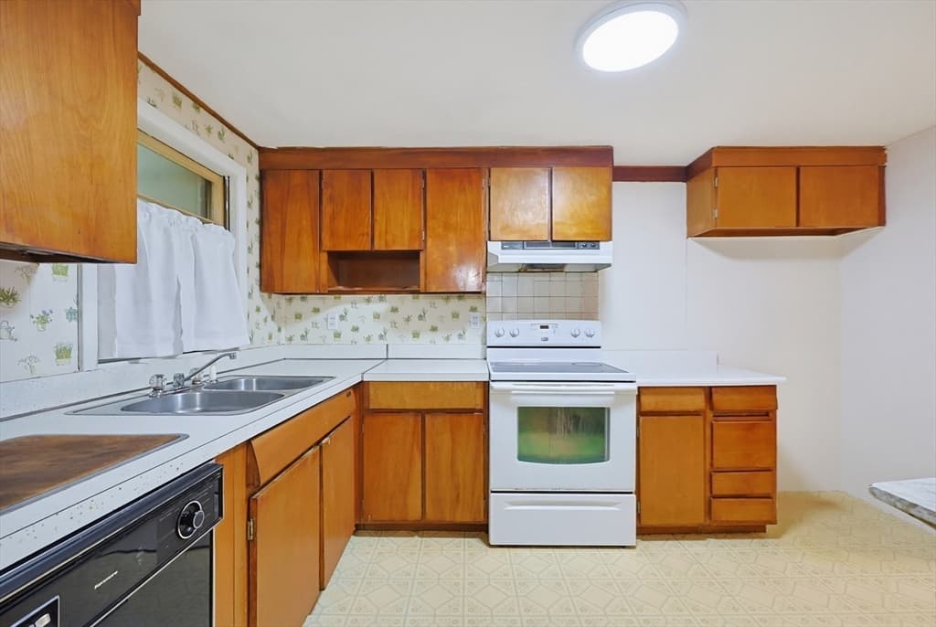 214 School Street, Acton MA 01720 photo 11