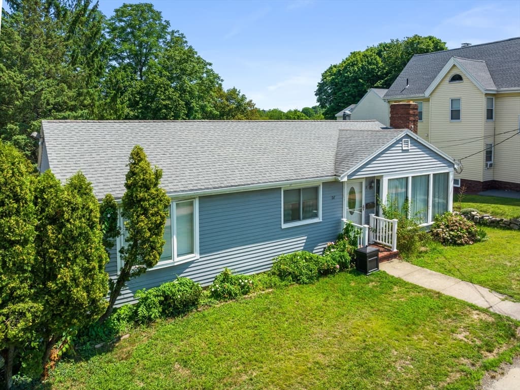 67 Andover St, Peabody MA 01960