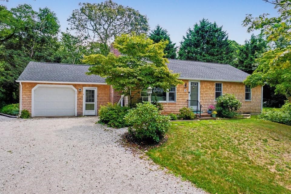 4 Susan Lane, Brewster MA 02631 photo 2