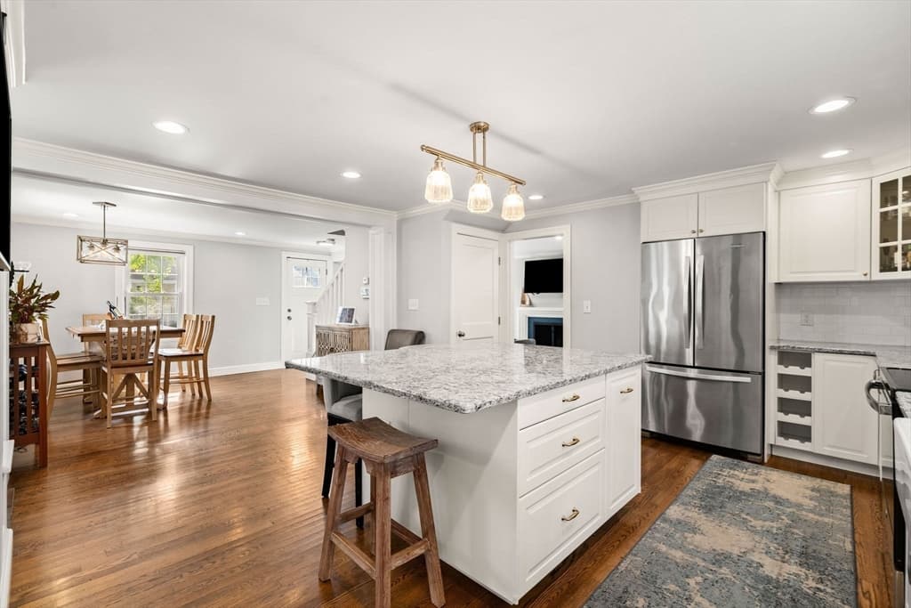 53 Sargent Rd, Swampscott MA 01907 photo 7