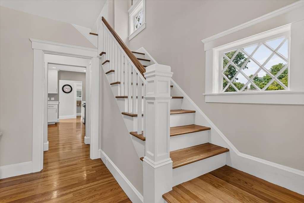 28 Twombley Ave, Billerica MA 01862 photo 3