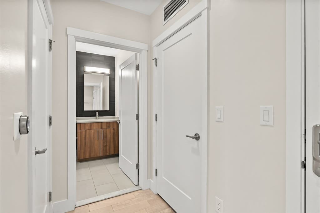 1975 Massachusetts Ave # 302, Cambridge MA 02140 photo 17