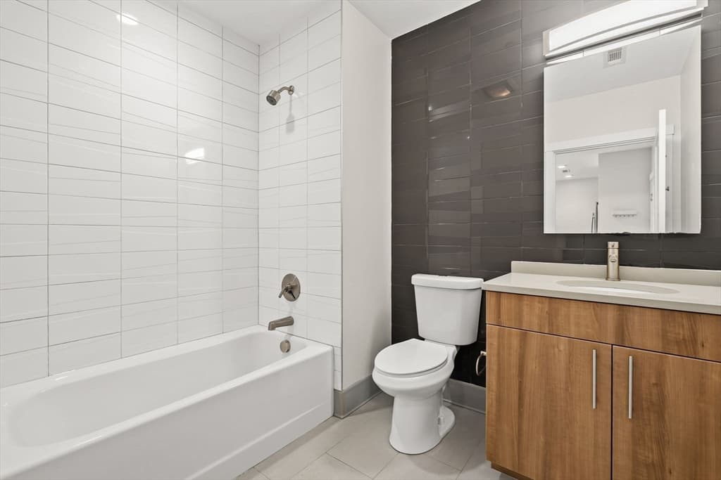 1975 Massachusetts Ave # 302, Cambridge MA 02140 photo 15
