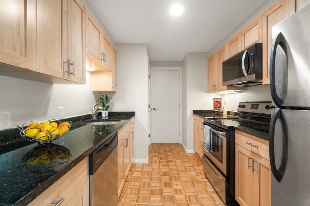 130 Mount Auburn St # 406, Cambridge MA 02138 photo 15