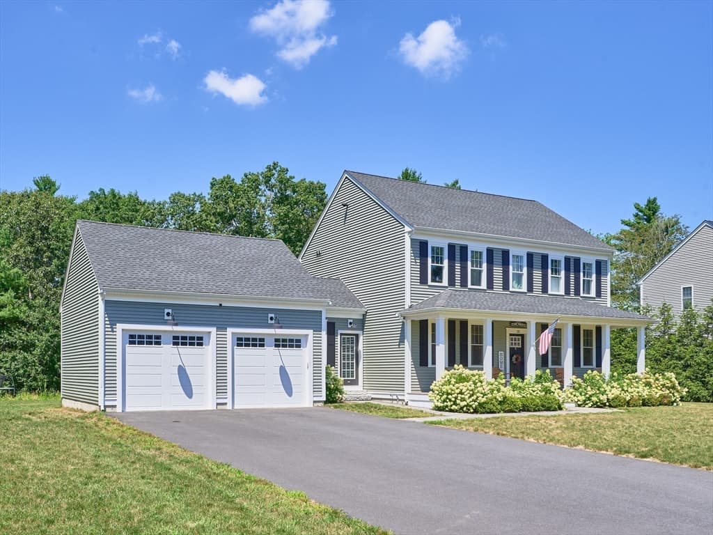 25 Cobblestone Ln, Middleboro MA 02346 photo 2
