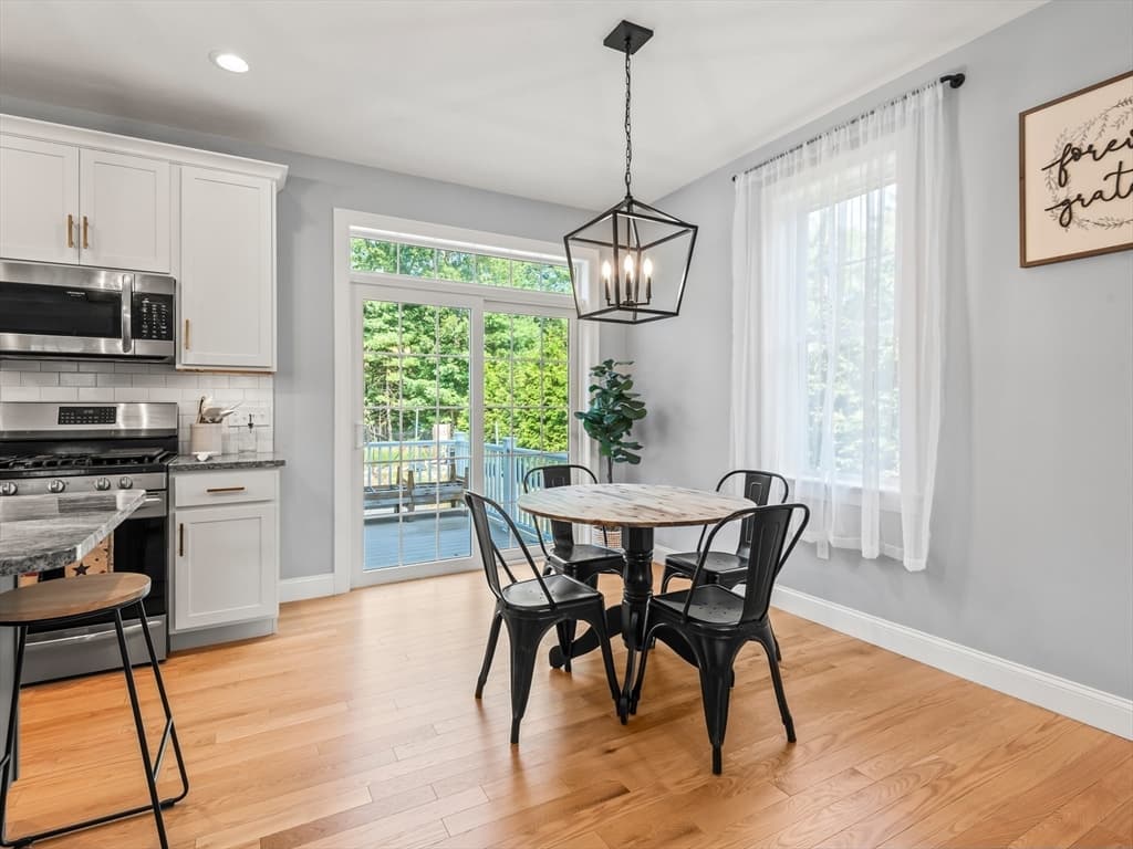 25 Cobblestone Ln, Middleboro MA 02346 photo 15