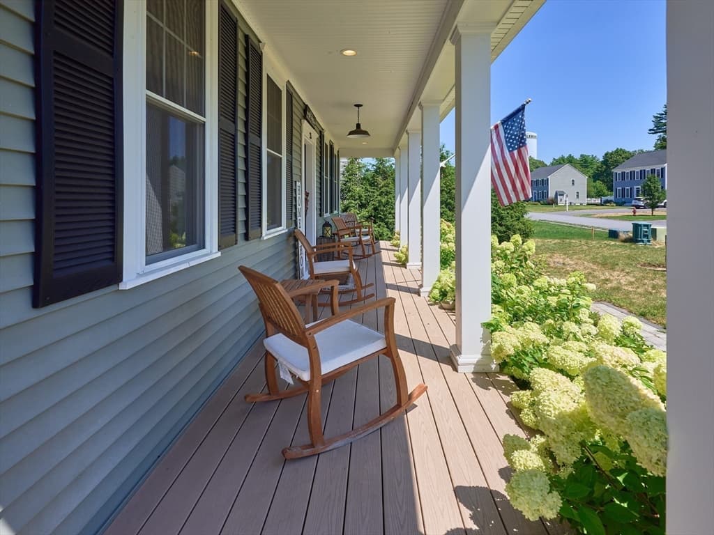 25 Cobblestone Ln, Middleboro MA 02346 photo 4