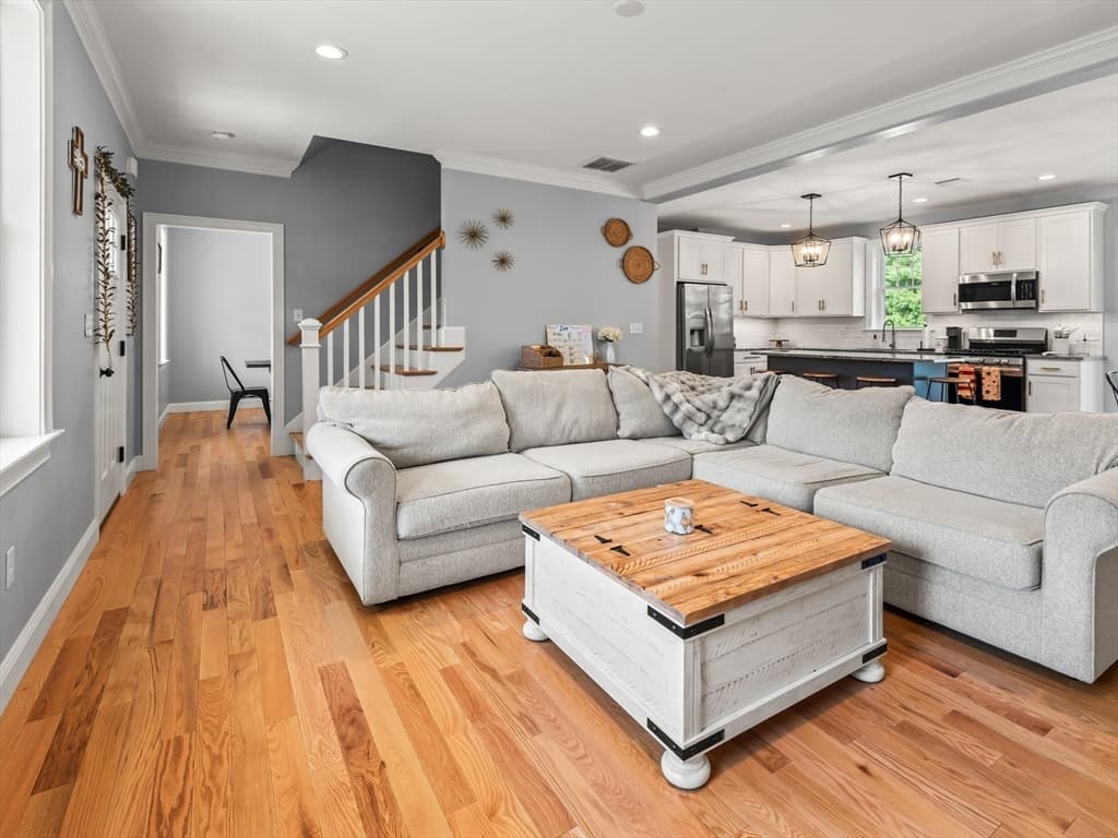 25 Cobblestone Ln, Middleboro MA 02346 photo 8