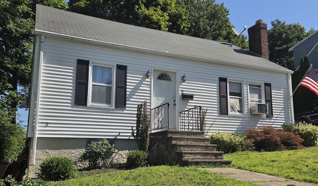 10 Duke Street, Swampscott MA 01907 photo 2