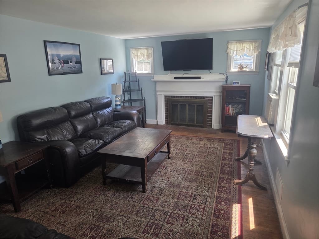 10 Duke Street, Swampscott MA 01907 photo 5