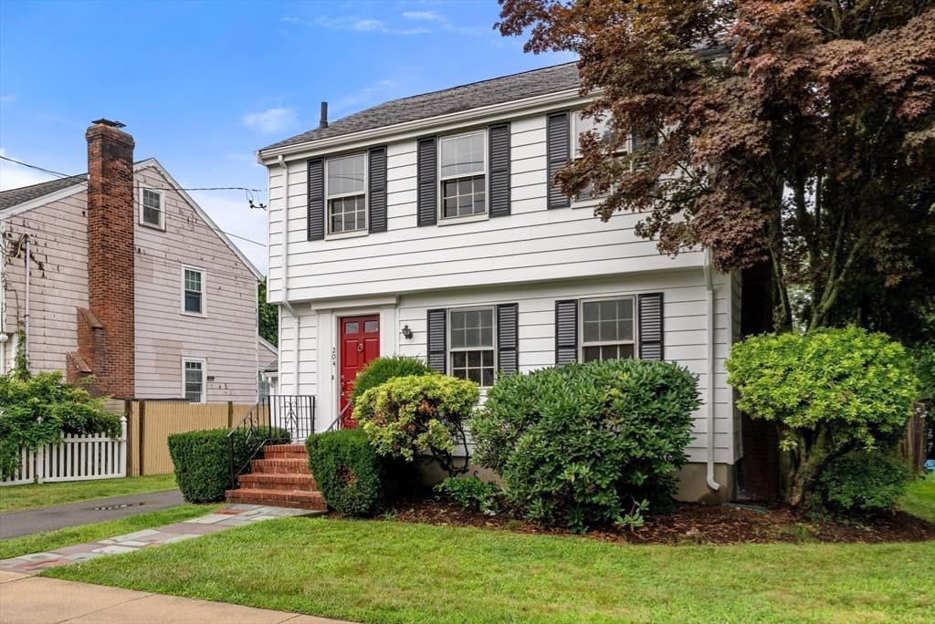 204 Thacher St, Milton MA 02186 photo 28
