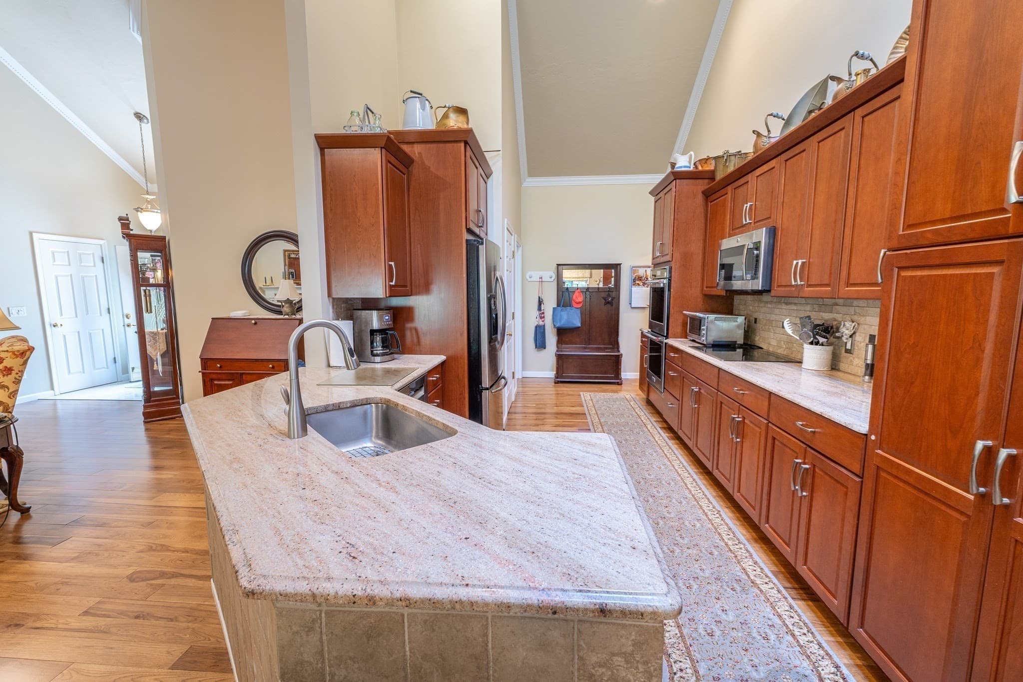 Single Family Residence at 383 Mashapaug Rd, Holland MA 01521, photo 6 of 42