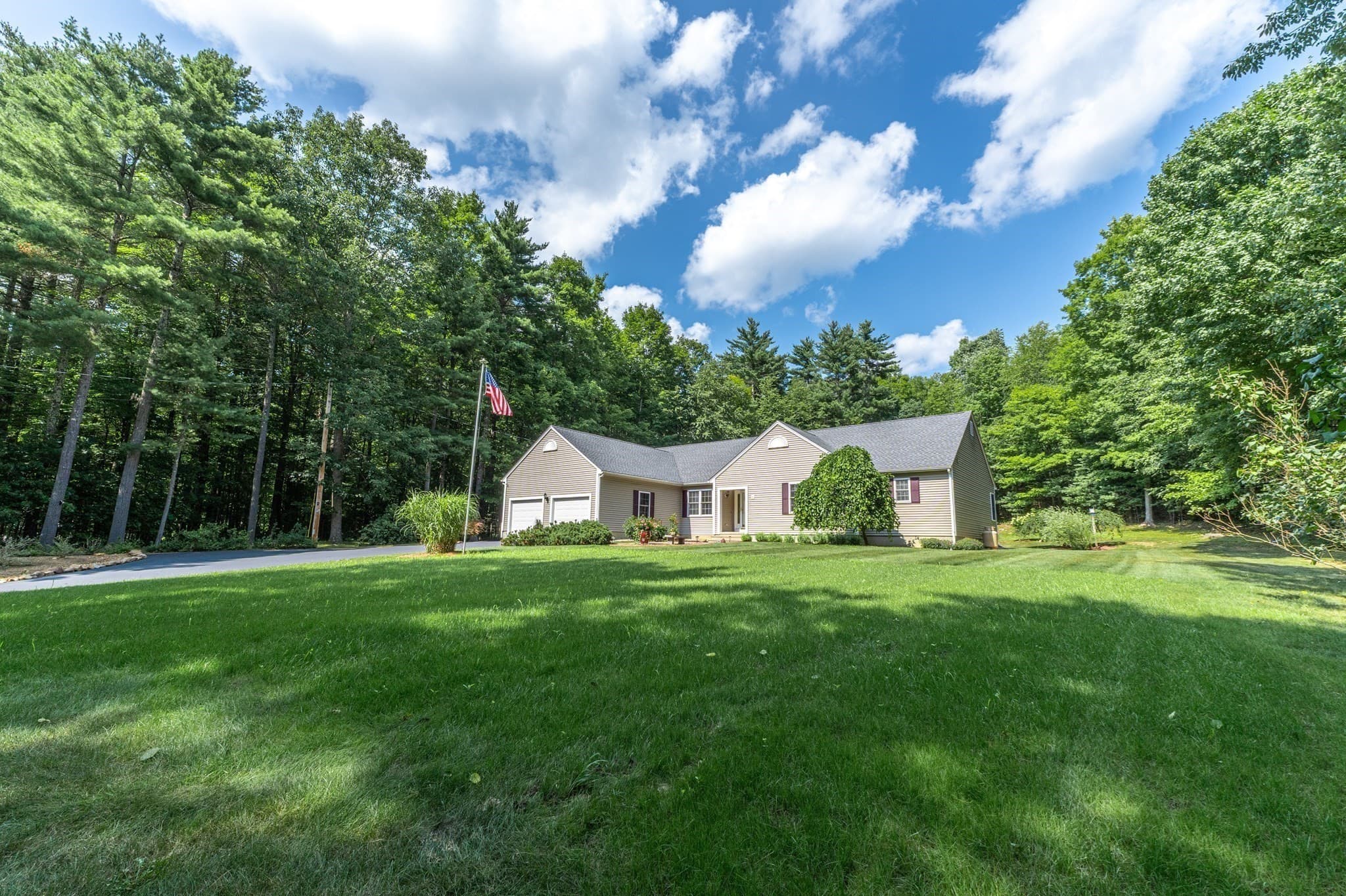 Single Family Residence at 383 Mashapaug Rd, Holland MA 01521, photo 42 of 42