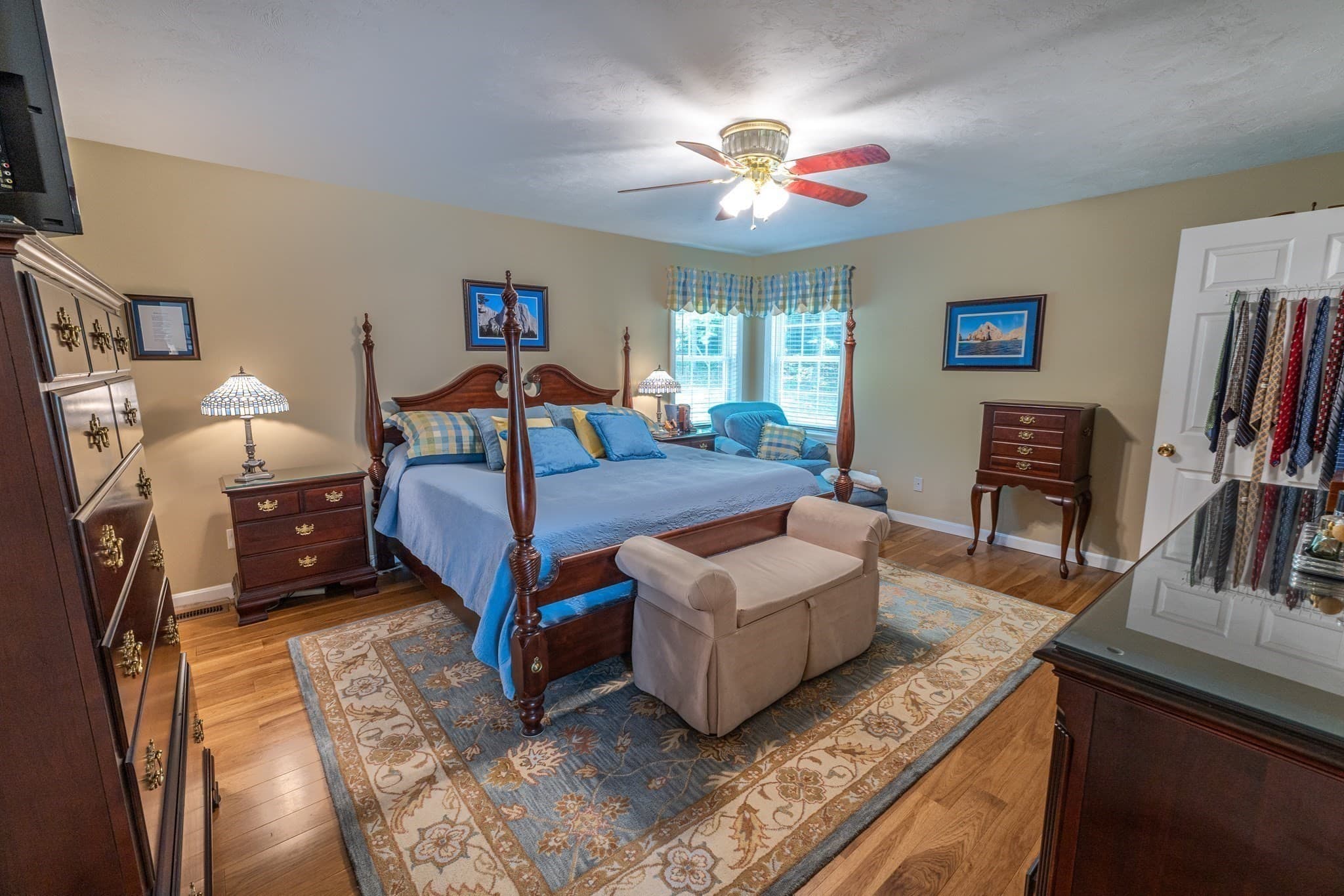 Single Family Residence at 383 Mashapaug Rd, Holland MA 01521, photo 13 of 42