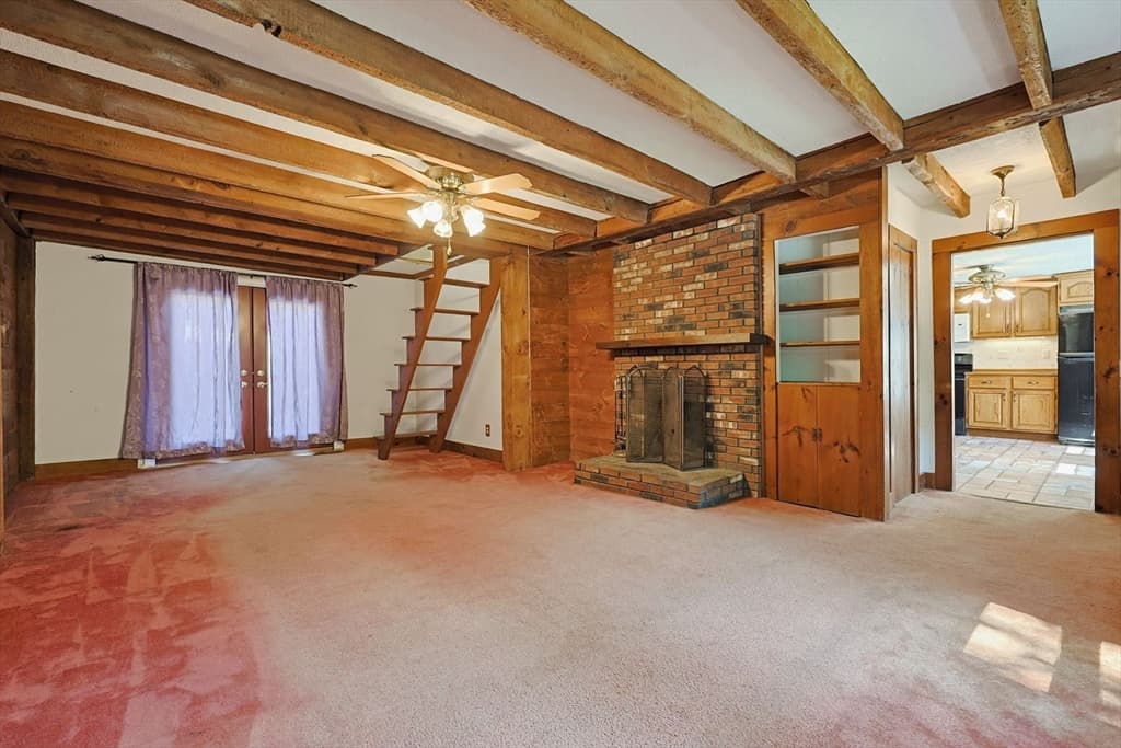 525 Clark St, Gardner MA 01440 photo 5