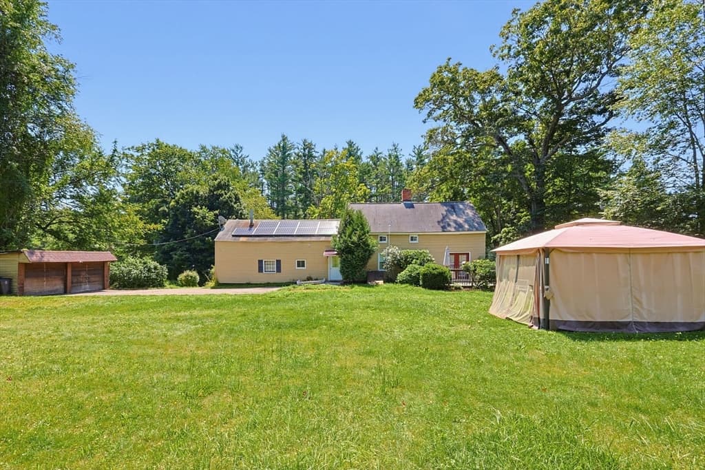 525 Clark St, Gardner MA 01440 photo 30