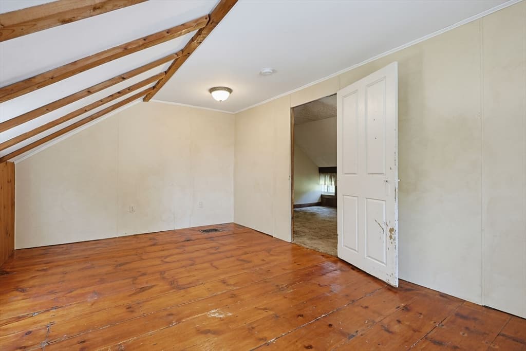 525 Clark St, Gardner MA 01440 photo 18