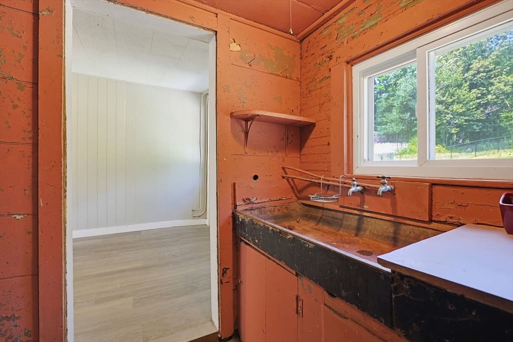 525 Clark St, Gardner MA 01440 photo 29