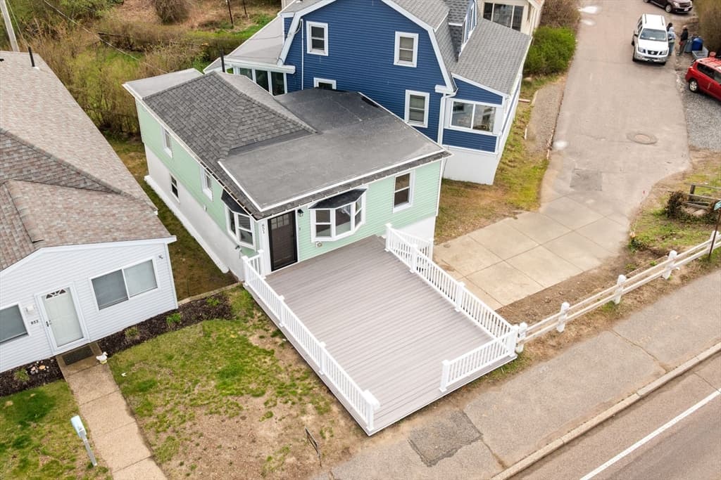 851 Quincy Shore Dr, Quincy MA 02170 photo 5