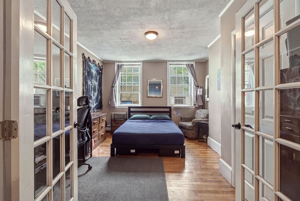 Condominium at 66 Beacon St # 1, Chelsea MA 02150, Chelsea, photo 21 of 27