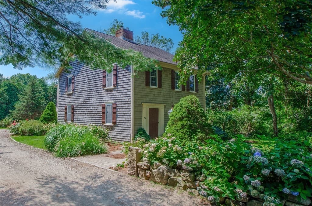 65 Acushnet Rd, Mattapoisett MA 02739 photo 2