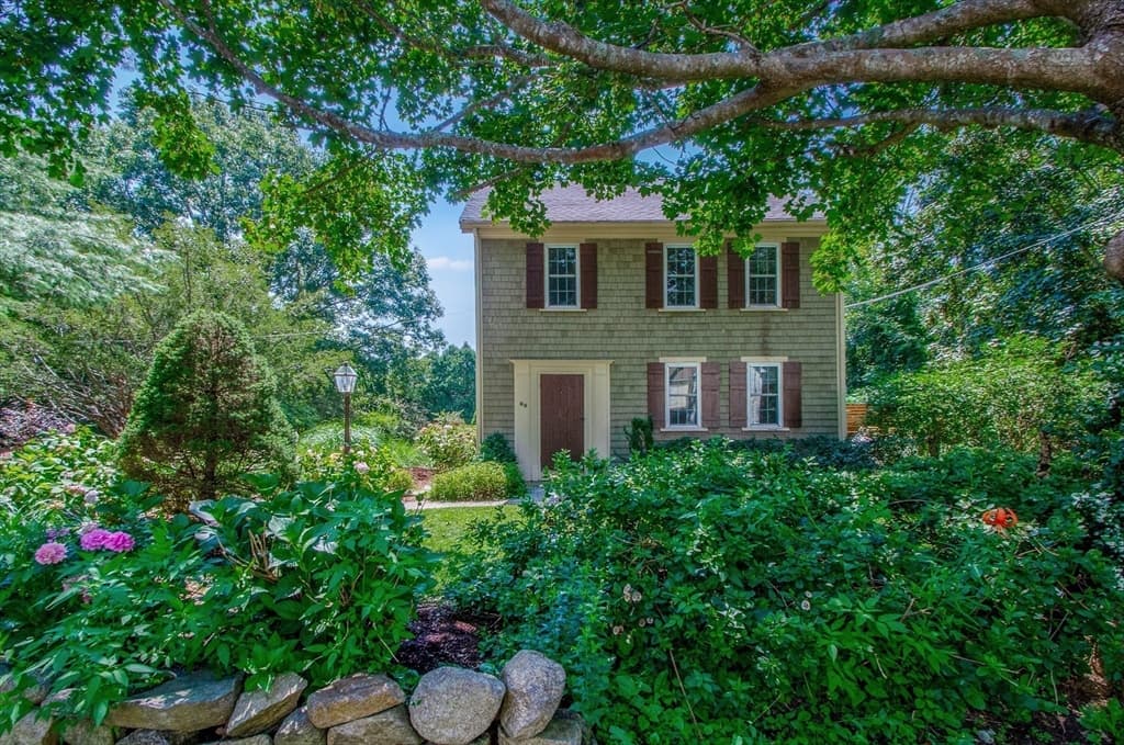 65 Acushnet Rd, Mattapoisett MA 02739 photo 3