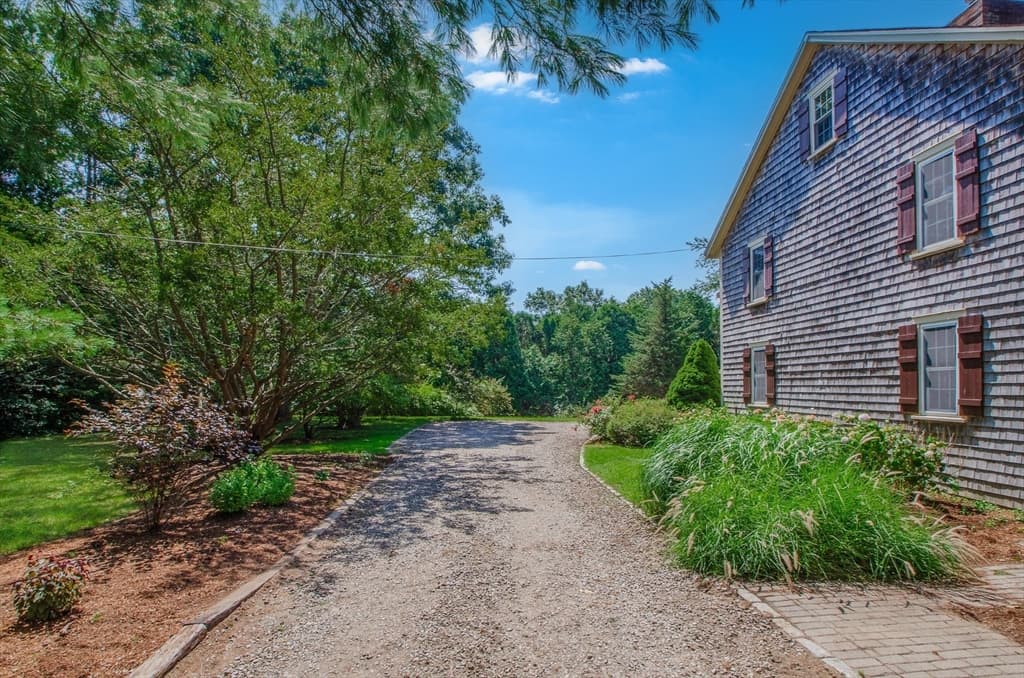 65 Acushnet Rd, Mattapoisett MA 02739 photo 4