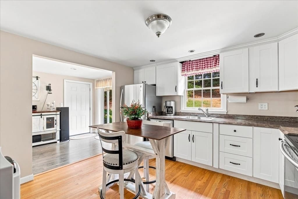 259 Water St, Hanover MA 02339 photo 6