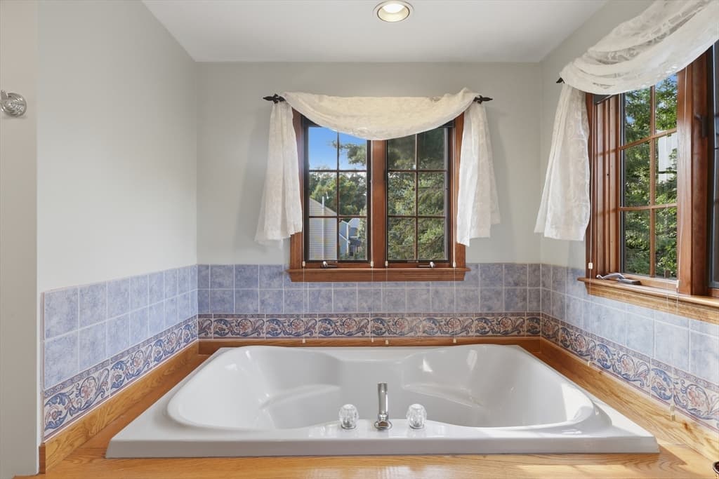 63 Jamestown Road, Leominster MA 01453 photo 33