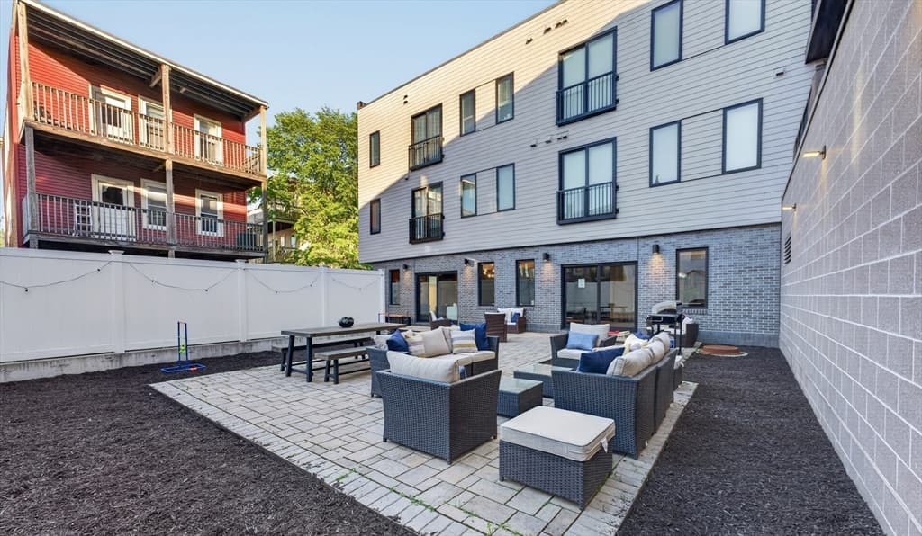 656 Saratoga # 205, Boston MA 02128 photo 7