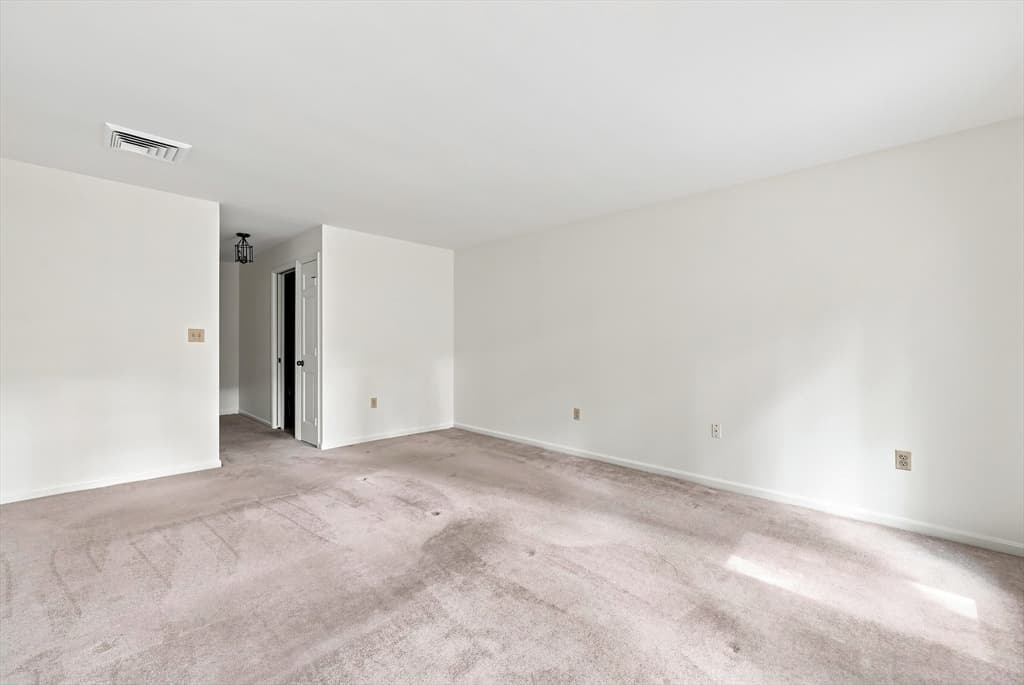 15 Fifer Ln # 15, Lexington MA 02420 photo 19