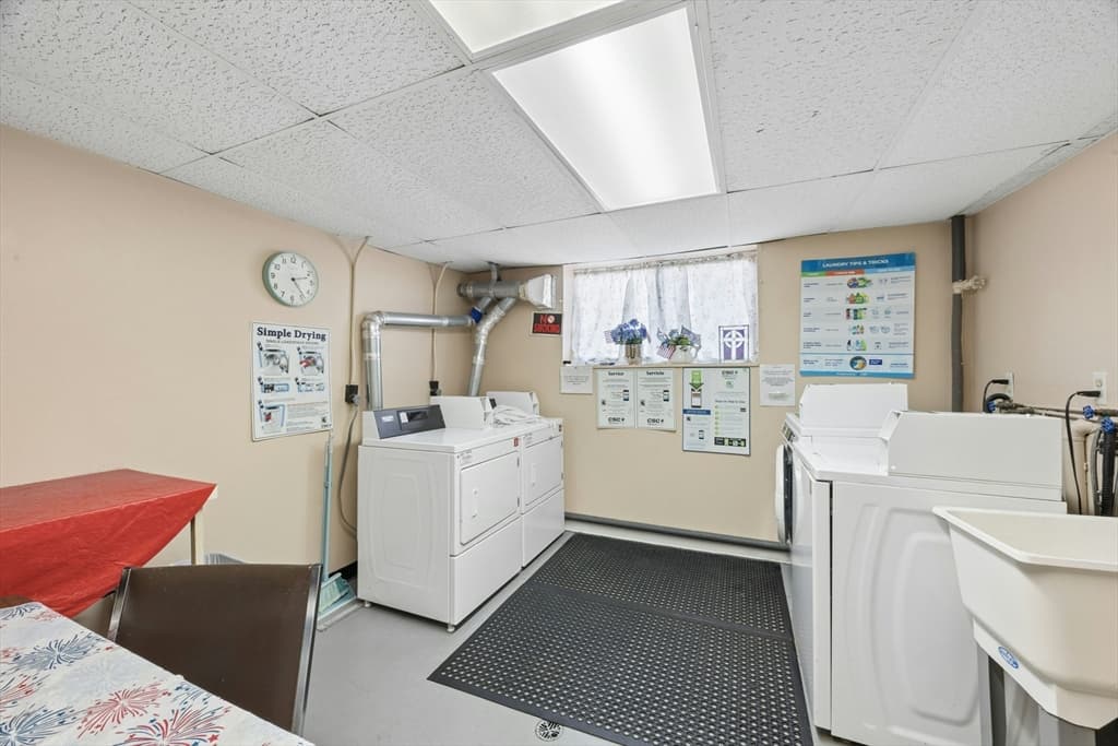 549 E 4th St # D5, Boston MA 02127 photo 9