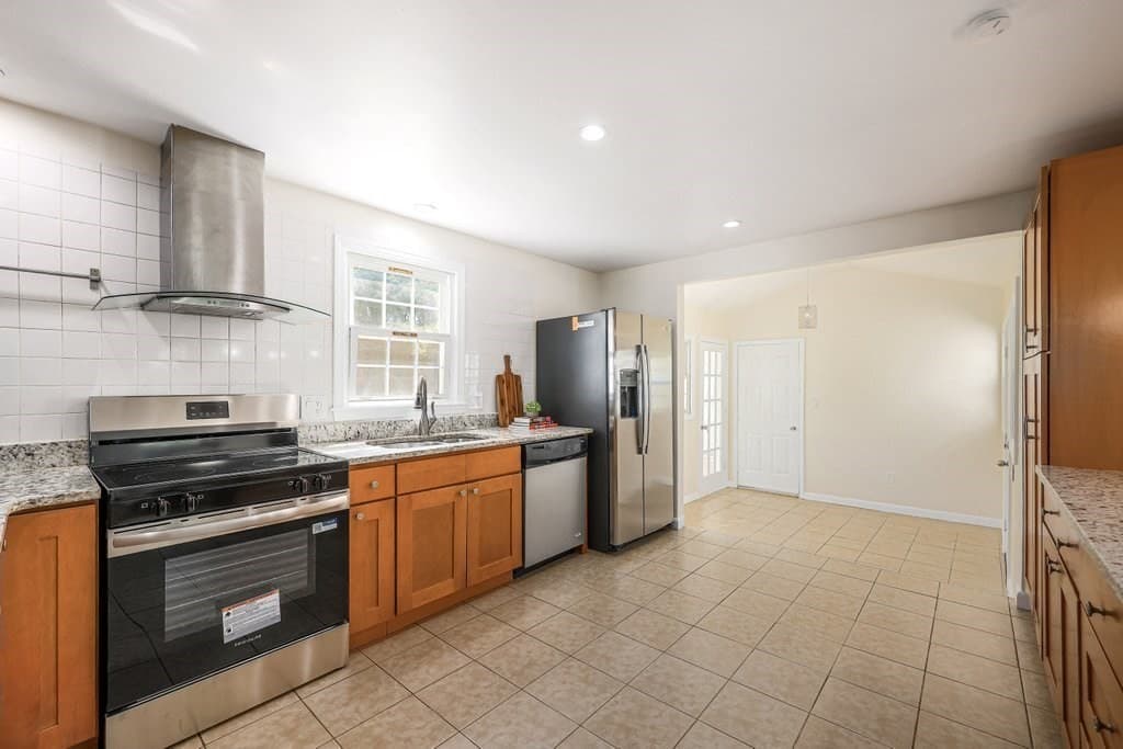 107 Bumble Bee Circle, Shrewsbury MA 01545 photo 16