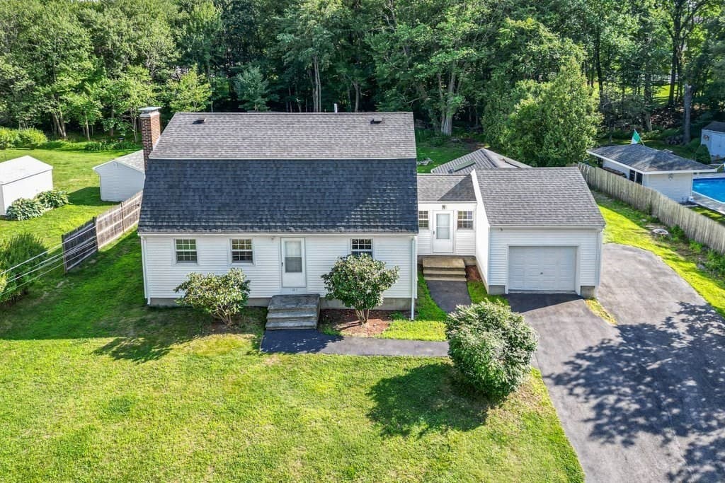 107 Bumble Bee Circle, Shrewsbury MA 01545