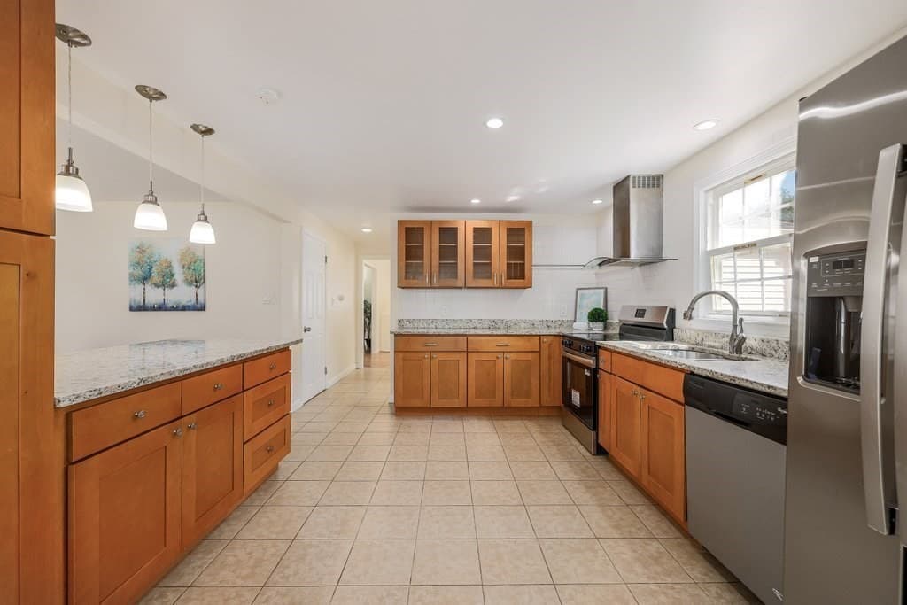 107 Bumble Bee Circle, Shrewsbury MA 01545 photo 15