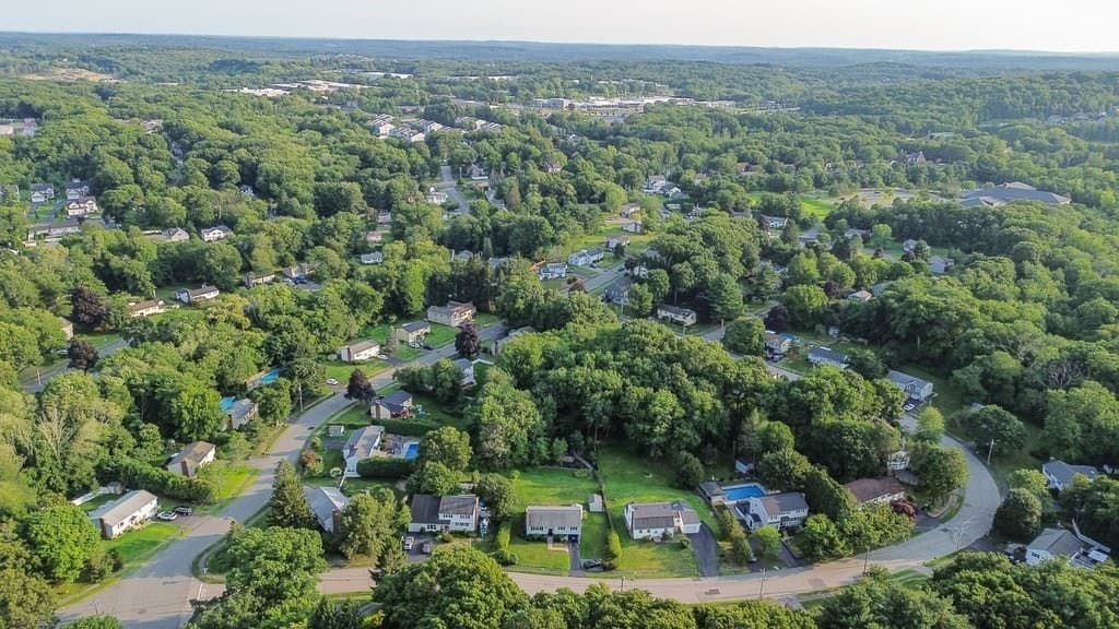 107 Bumble Bee Circle, Shrewsbury MA 01545 photo 39