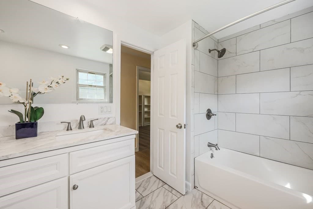 107 Bumble Bee Circle, Shrewsbury MA 01545 photo 25