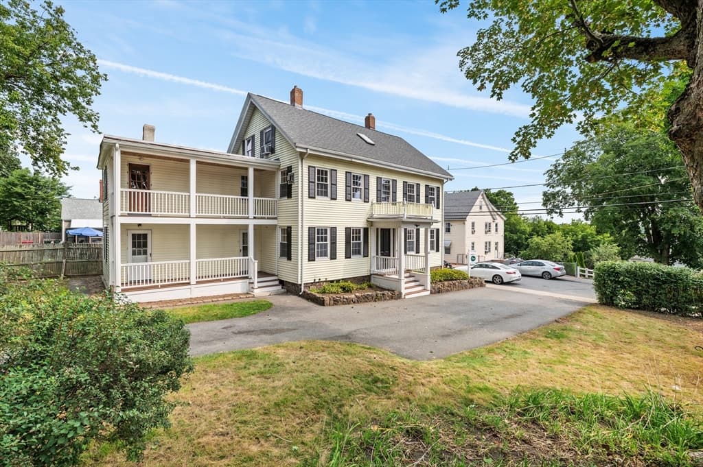 48 Franklin St, Peabody MA 01960