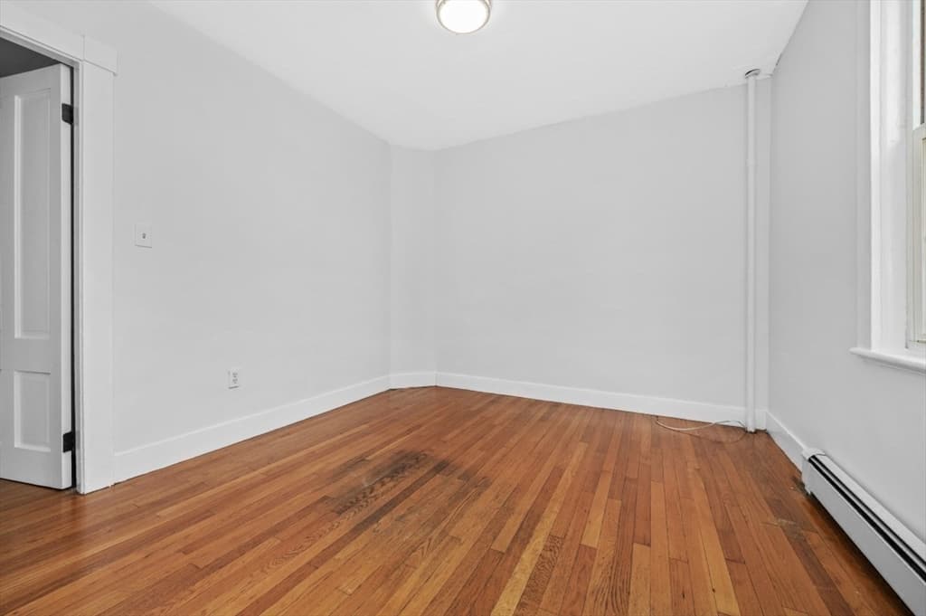 48 Franklin St, Peabody MA 01960 photo 11