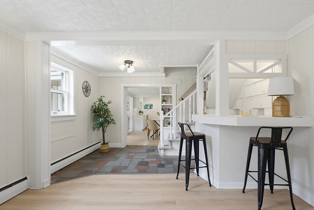 Single Family Residence at 1 Railroad Ct, Millbury MA 01527, Millbury, photo 10 of 31