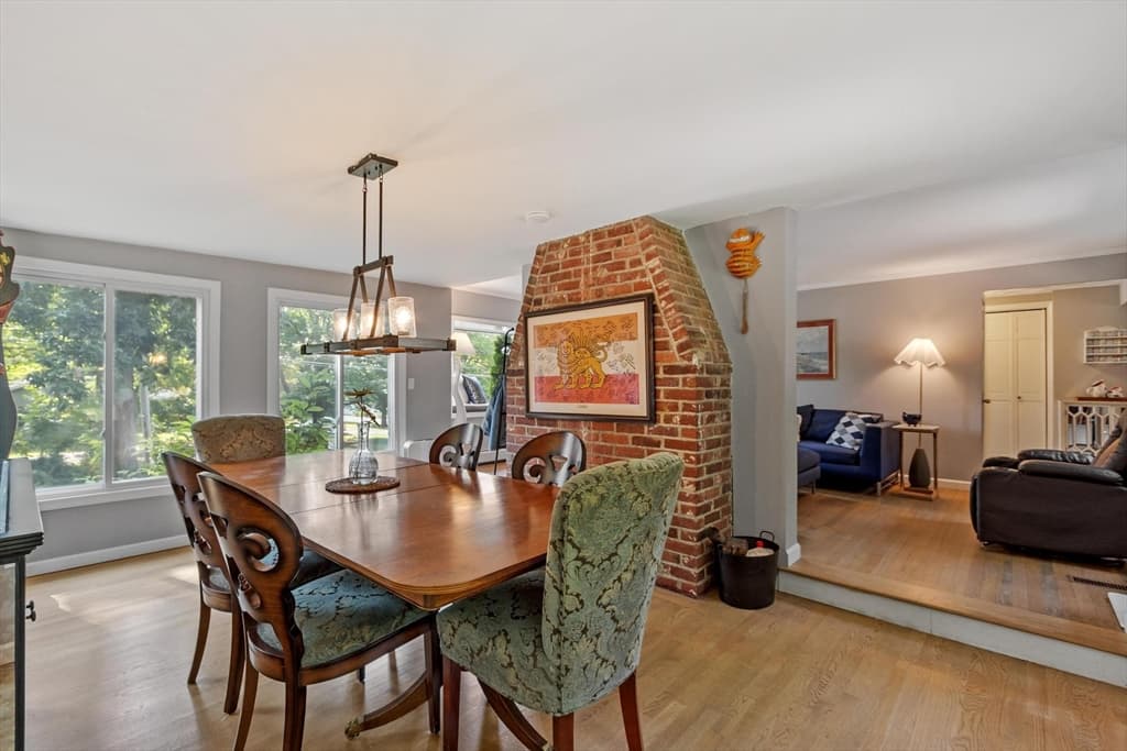 155 Winona St, Peabody MA 01960 photo 6