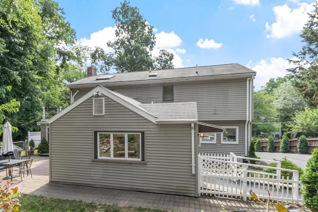 155 Winona St, Peabody MA 01960 photo 34