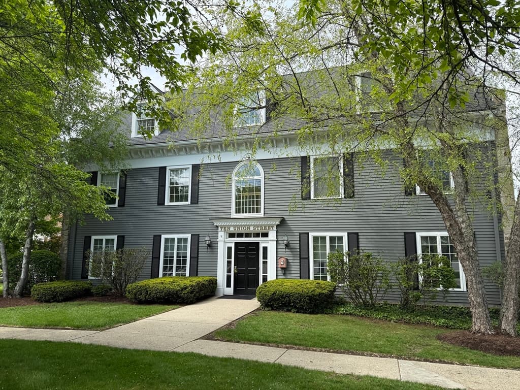 10 Union St # 3A, Natick MA 01760