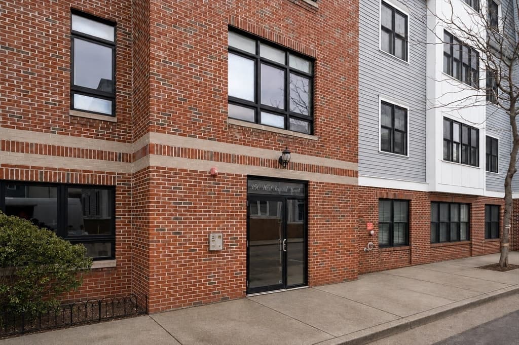 350 West 2nd St # 1, Boston MA 02127 photo 17