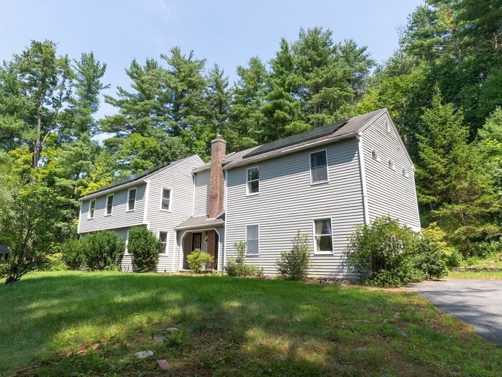 757 South St, Southbridge MA 01550
