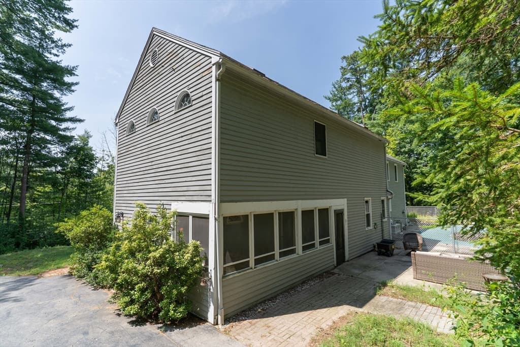 757 South St, Southbridge MA 01550 photo 37