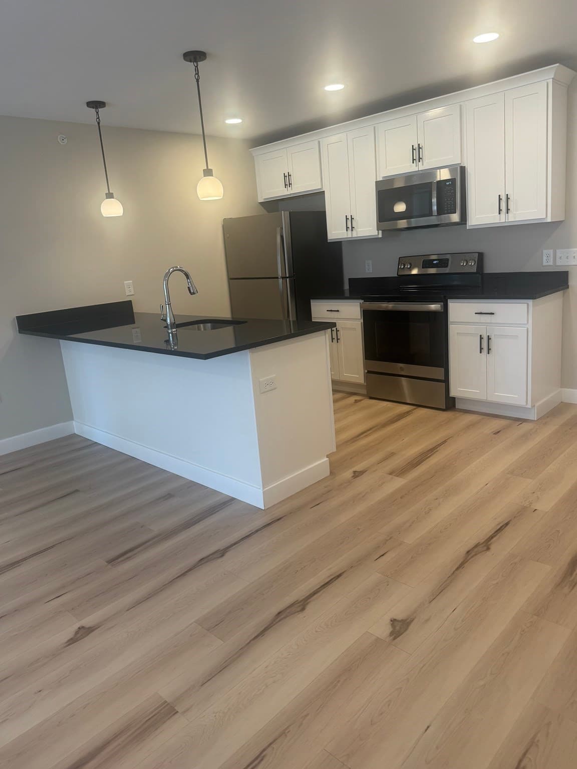 Apartment at 23 Prentice Street # 1303, Grafton MA 01536, photo 3 of 13