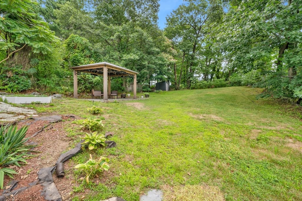 566 Main St, Stoneham MA 02180 photo 18