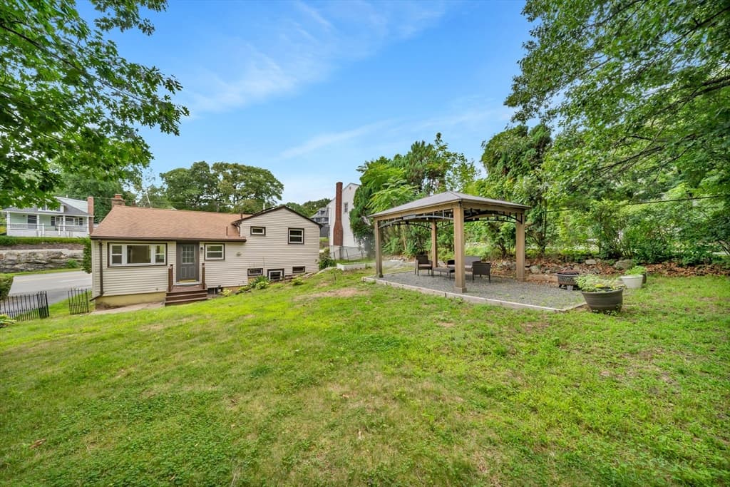 566 Main St, Stoneham MA 02180 photo 19