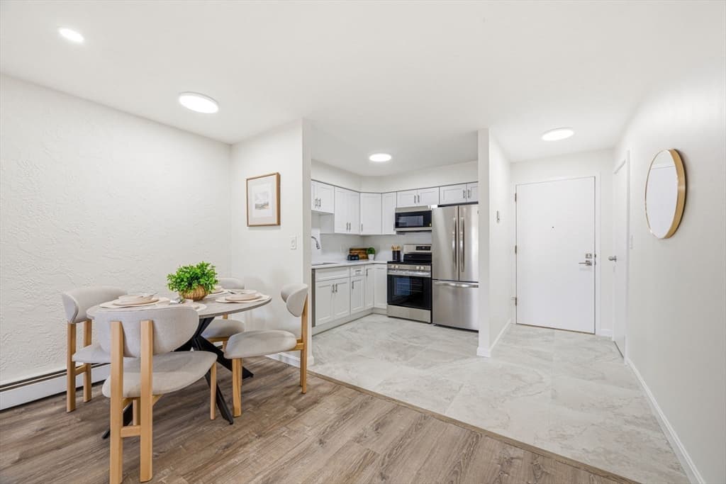 595 Revere Beach Pkwy # 40, Revere MA 02151 photo 11